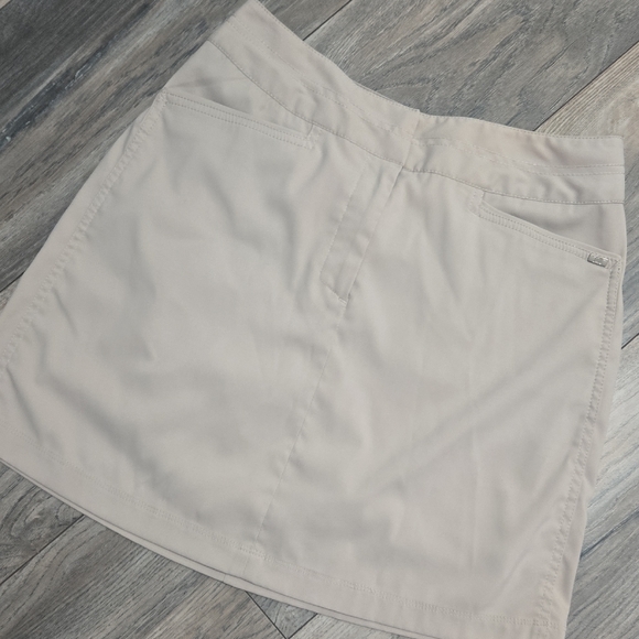 Tail Dresses & Skirts - Tail Khaki Golf Skirt With Built In Shorts